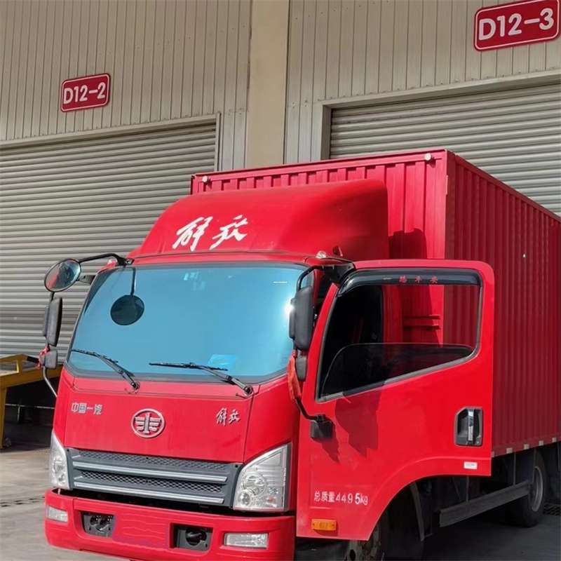 北林区和田县物流专线：畅通大件与出口运输之路